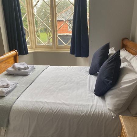 The Alverbank Hotel Gosport Dış mekan fotoğraf