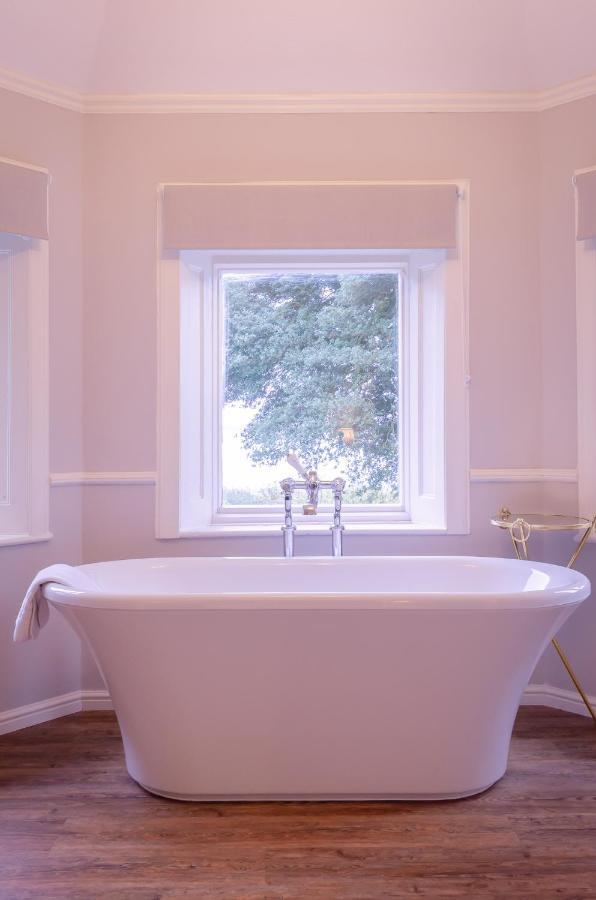 The Alverbank Hotel Gosport Dış mekan fotoğraf