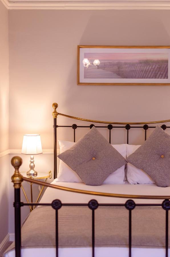 The Alverbank Hotel Gosport Dış mekan fotoğraf